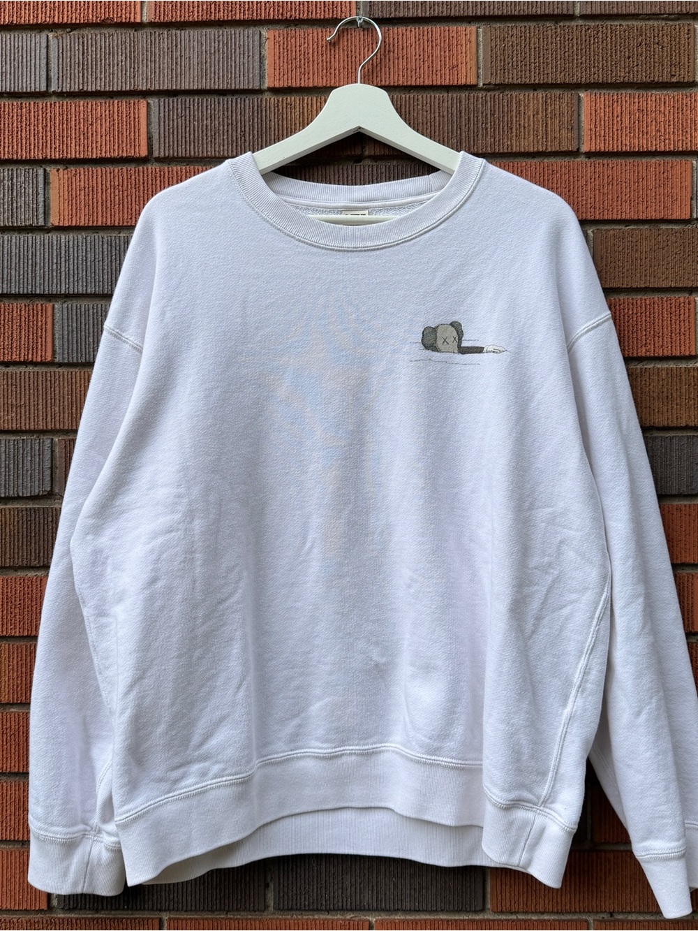 KAWS x UNIQLO Crewneck